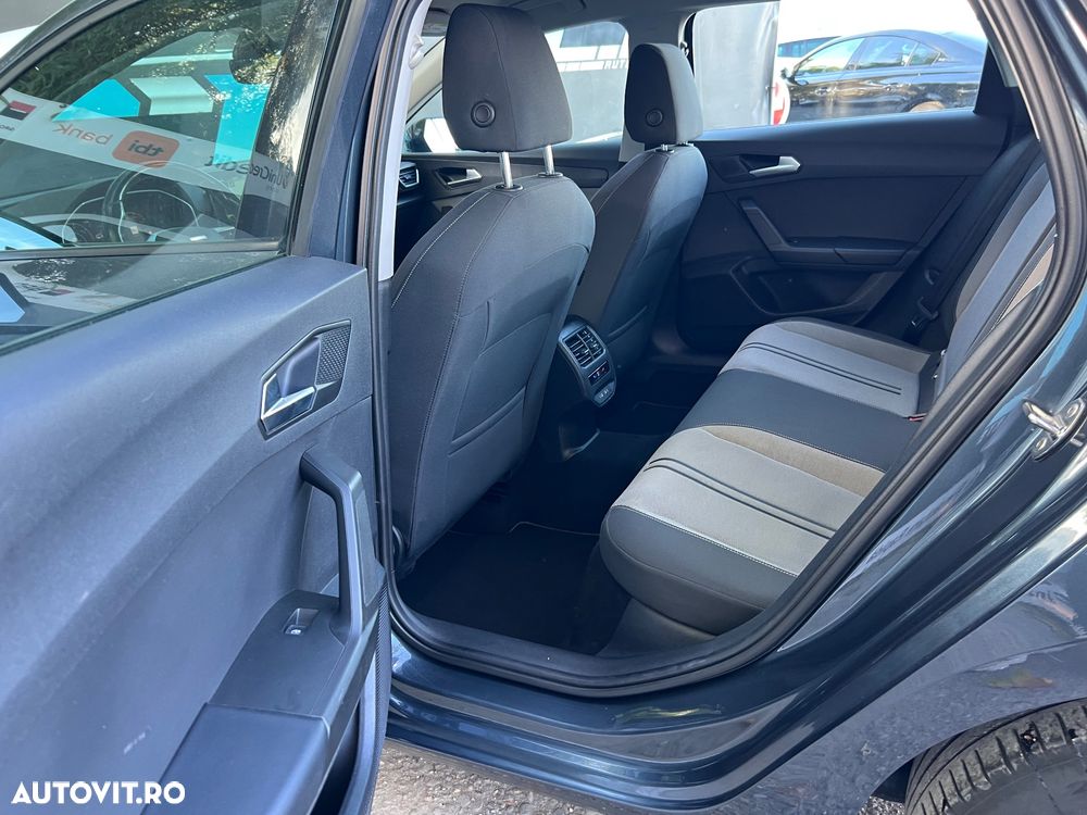 Seat Leon Sportstourer 2.0 TDI Style - 13