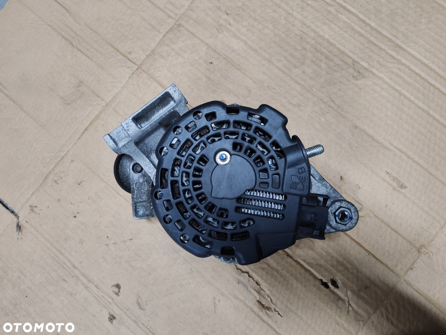 Alternator 37300-2u200 1.6 CRDi D4FE Kia Ceed III 18- - 6