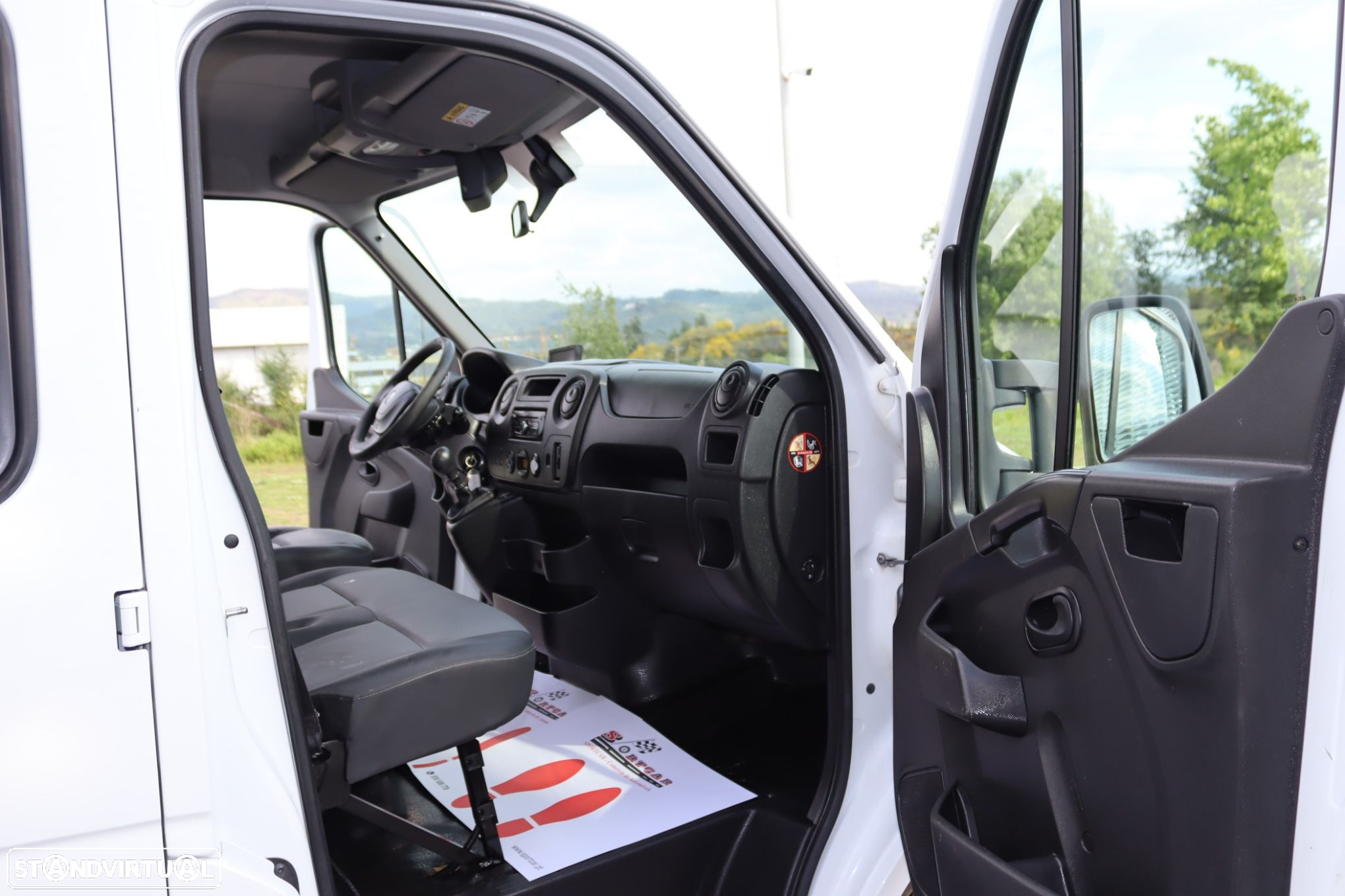 Renault Master Cab Dupla C/Caixa Basculante - 29