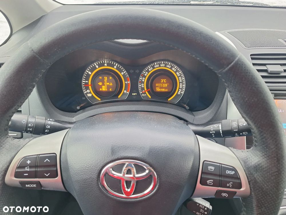 Toyota Auris 1.6 Executive - 8