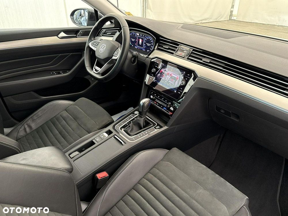 Volkswagen Passat Variant - 21