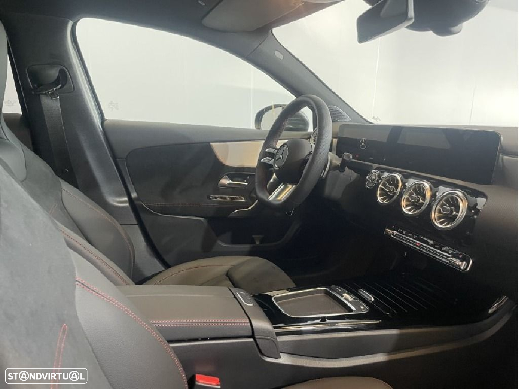 Mercedes-Benz A 250 e - 9