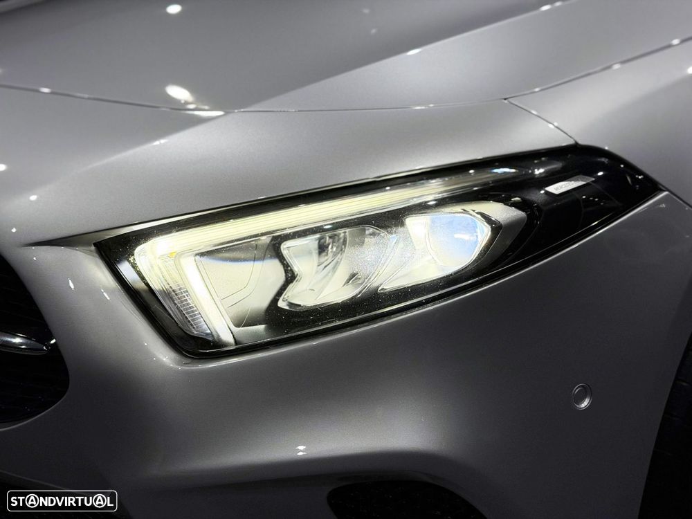 Mercedes-Benz A 250 - 11