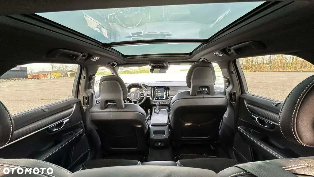 Volvo V90 D4 R-Design - 13