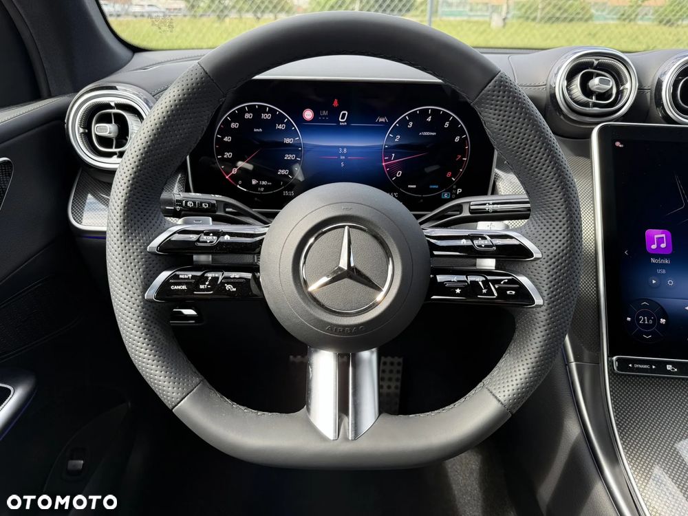 Mercedes-Benz GLC - 14