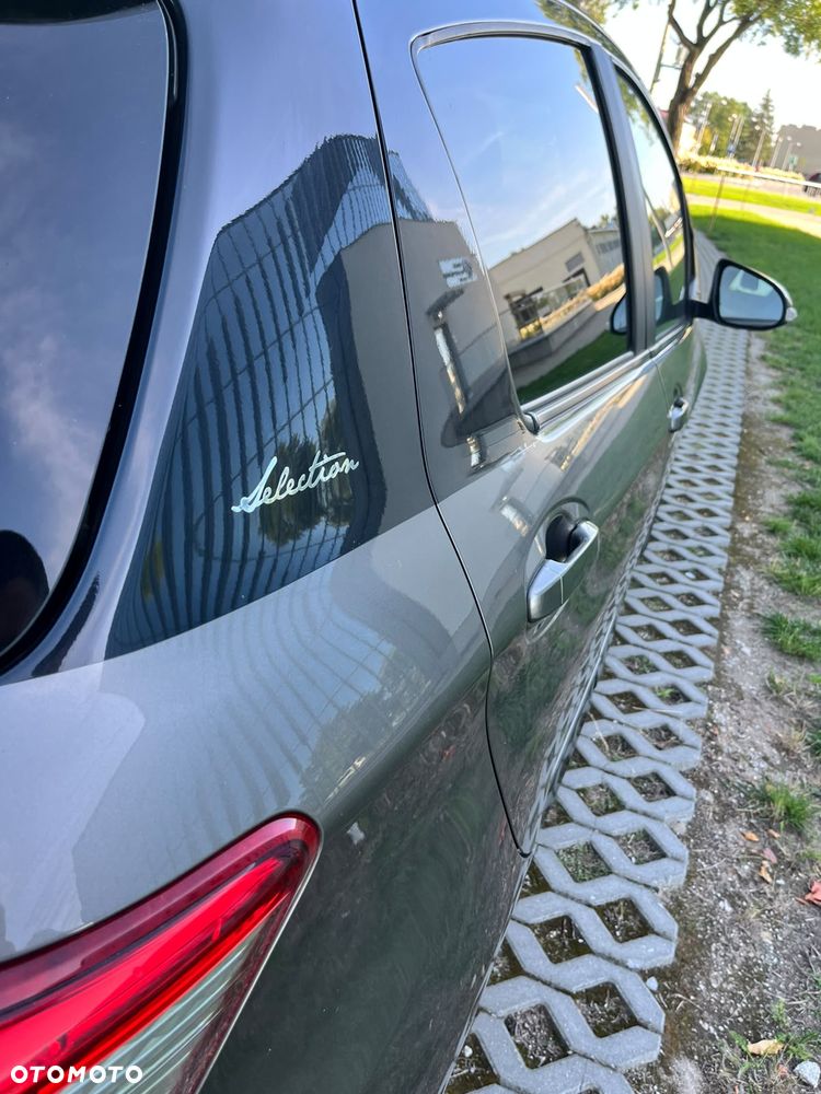 Toyota Yaris Hybrid 100 Selection Passion - 1