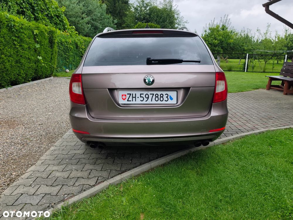 Skoda Superb 3.6 FSI 4x4 Elegance DSG - 5