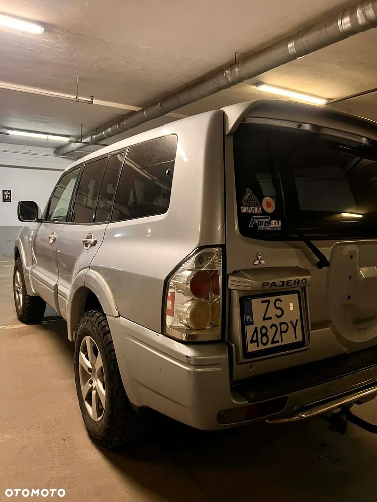 Mitsubishi Pajero 3.2 DI-D Automatik Dakar - 7