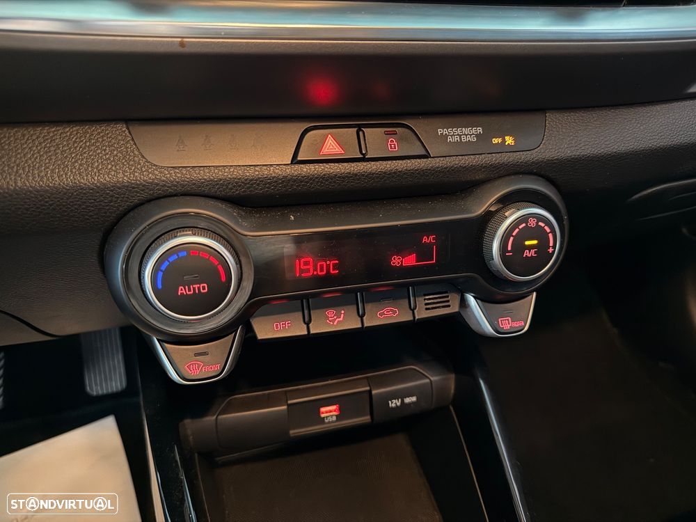 Kia Stonic 1.0 T-GDI Drive - 14
