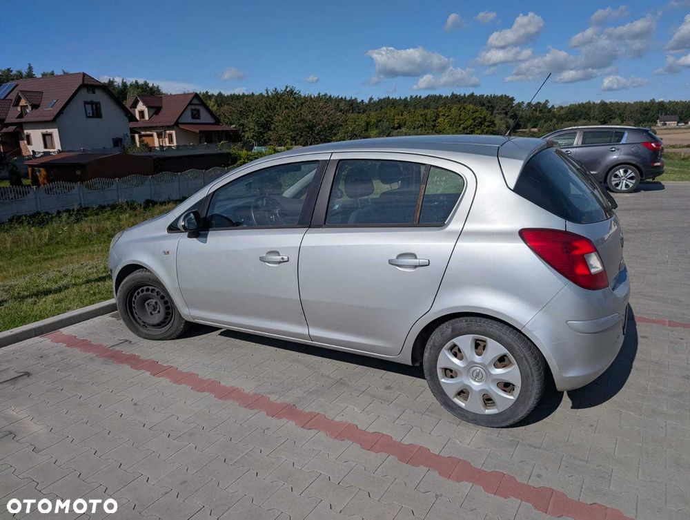 Opel Corsa - 7
