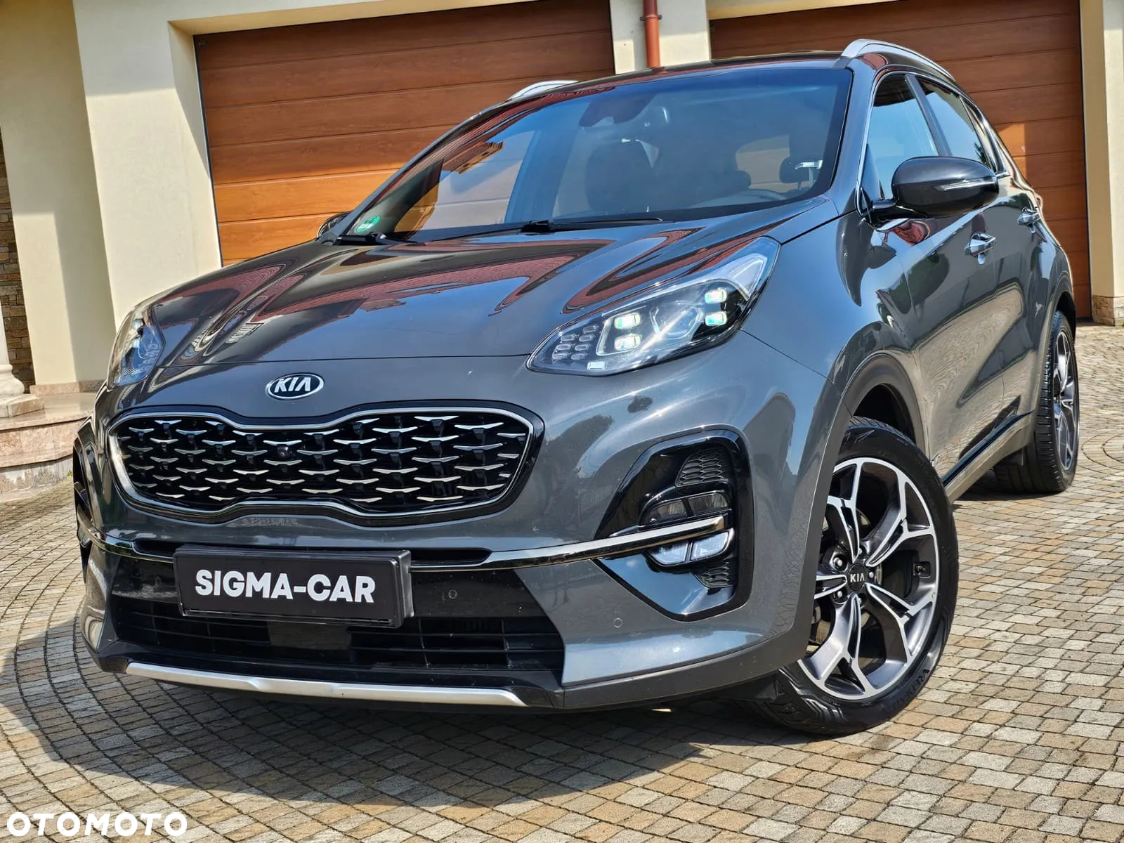 Kia Sportage 2,0 CRDI AWD GT Line - 2