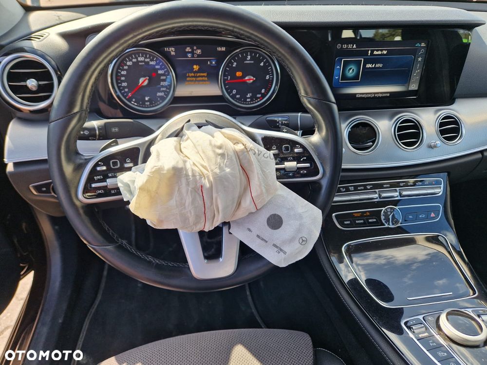 Mercedes-Benz Klasa E 200 d 9G-TRONIC - 13