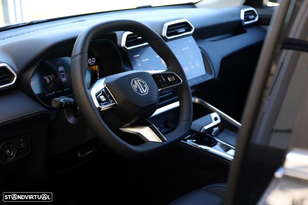 MG ZS 1.5 Hybrid+ Luxury - 11