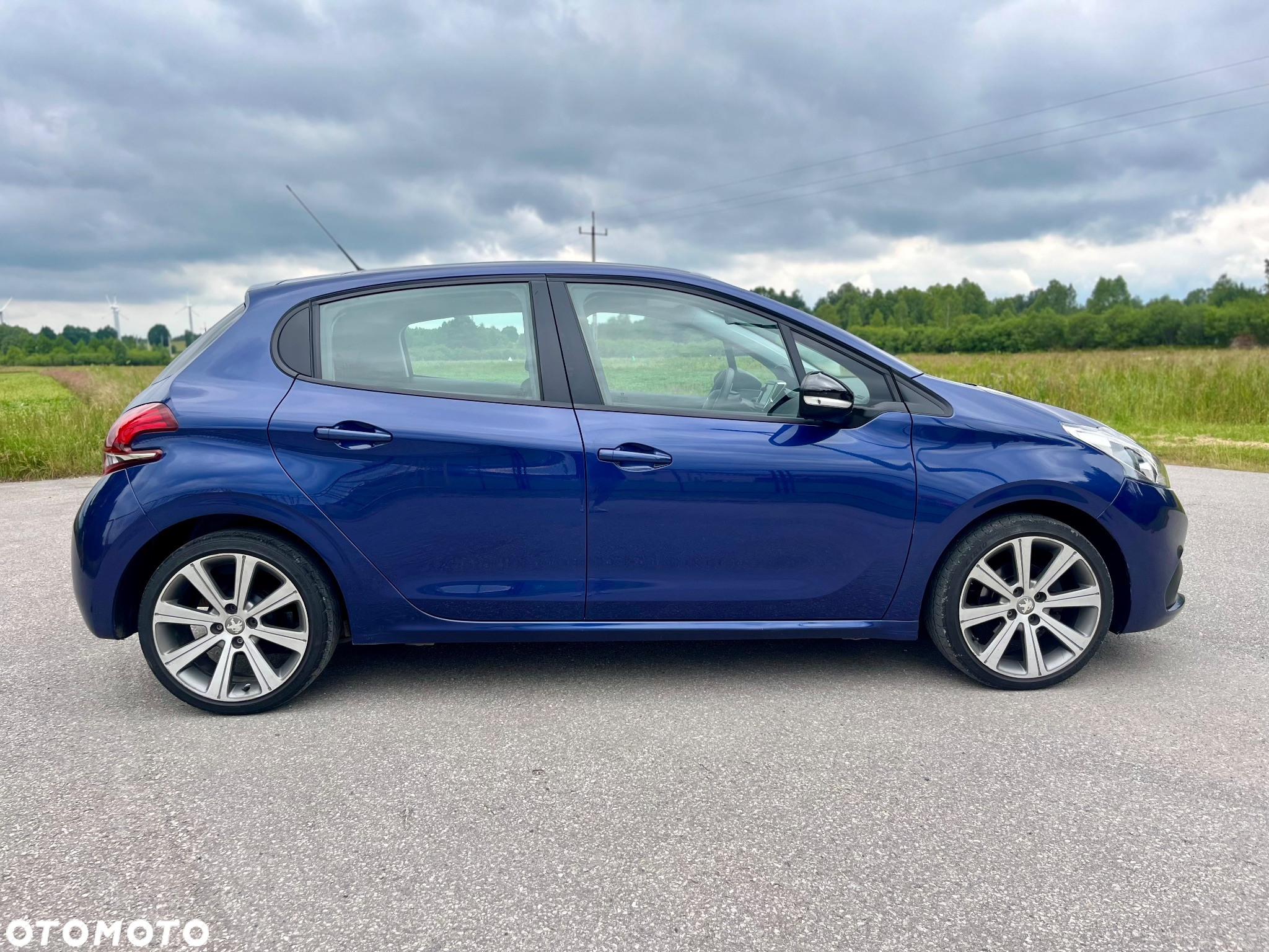 Peugeot 208 1.2 PureTech Allure - 10