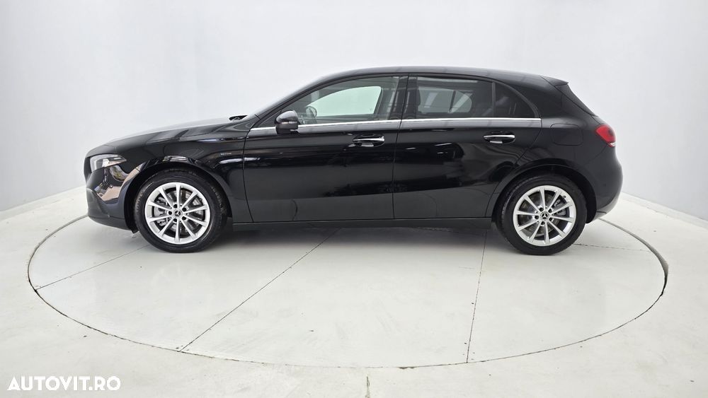 Mercedes-Benz A - 9