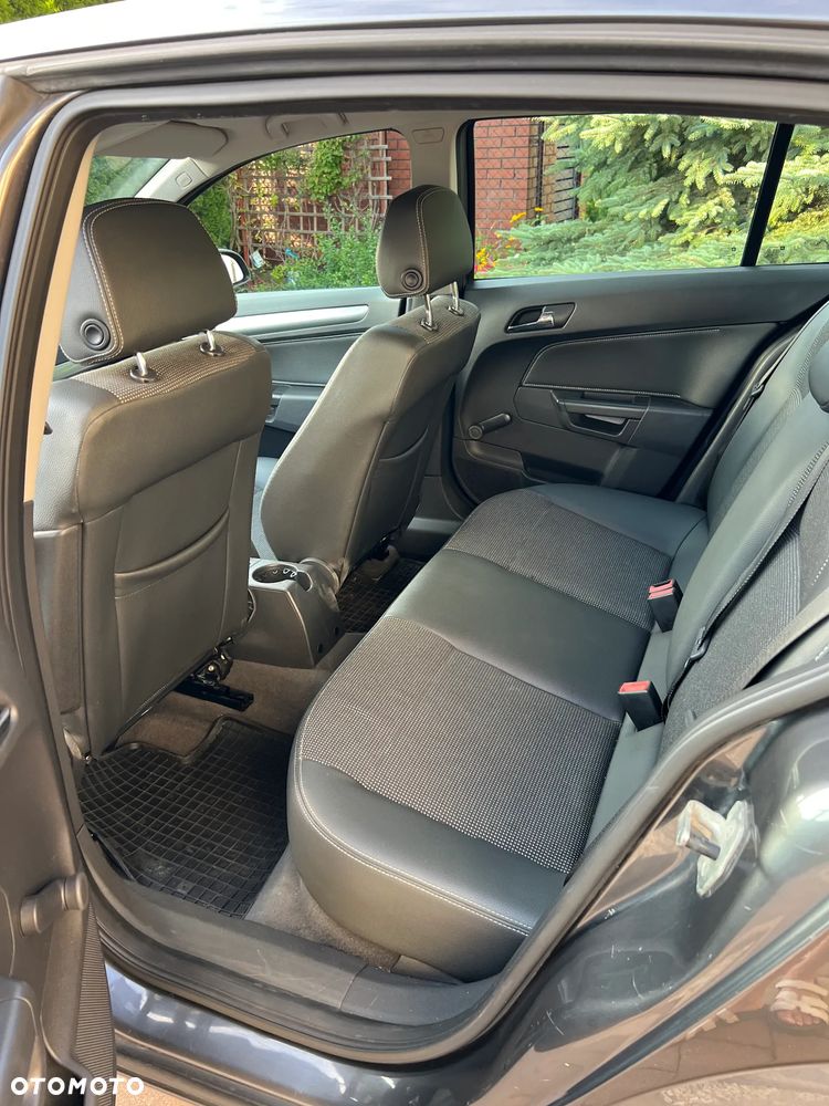 Opel Astra 1.6 - 6
