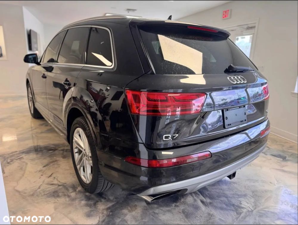 Audi Q7 3.0 TFSI Quattro Tiptronic - 9