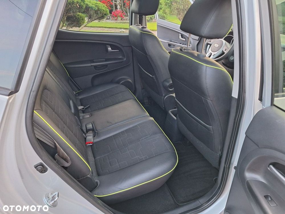 Kia Venga 1.6 Business Line - 17