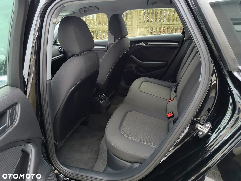 Audi A3 Sportback 1.5 TFSI cylinder on demand sport - 27