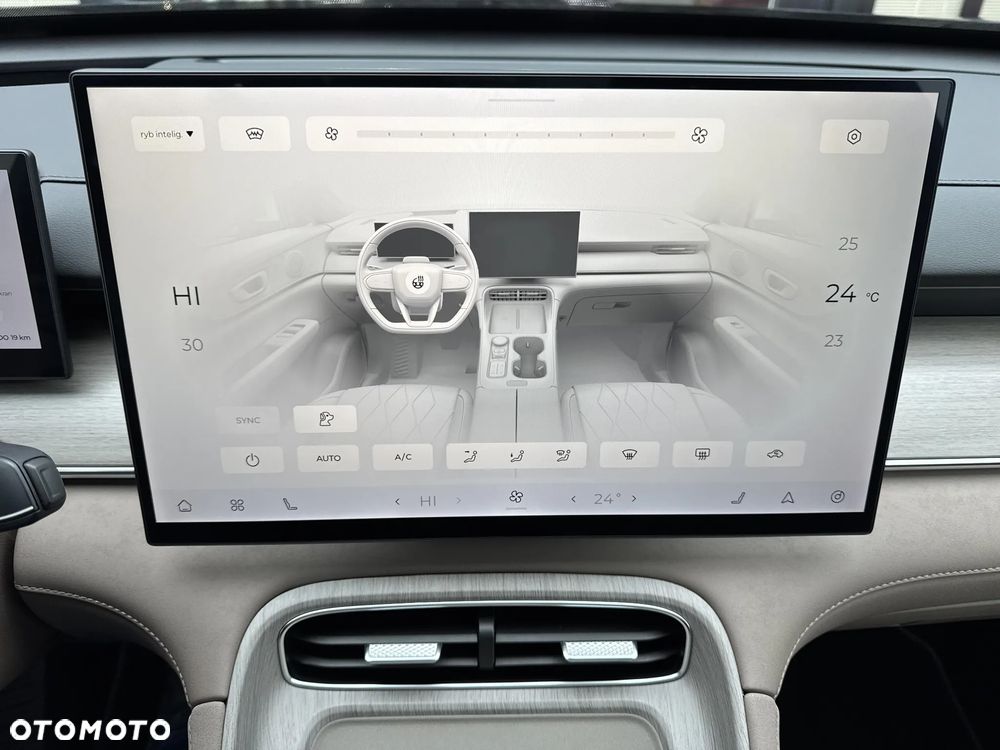 Chery Tiggo 8 1.5 T-GDI Super Hybrid Prestige DCT - 17