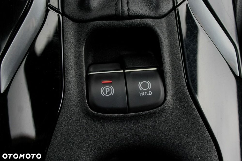 Toyota Corolla 1.8 Hybrid Comfort - 23