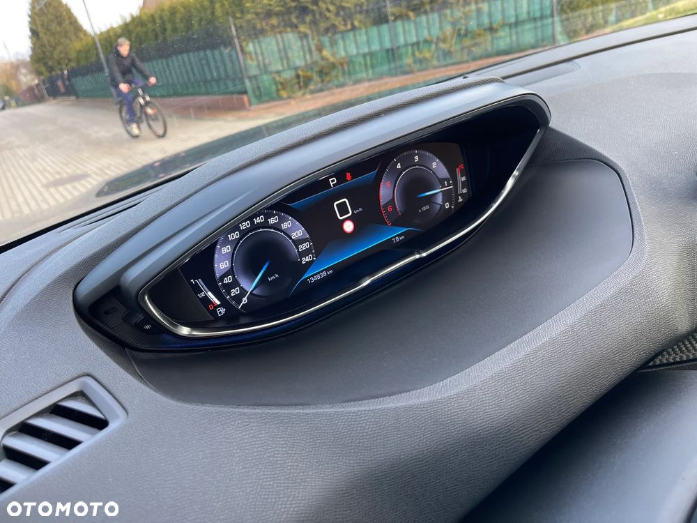 Peugeot 5008 1.5 BlueHDI Crossway S&S EAT8 - 14