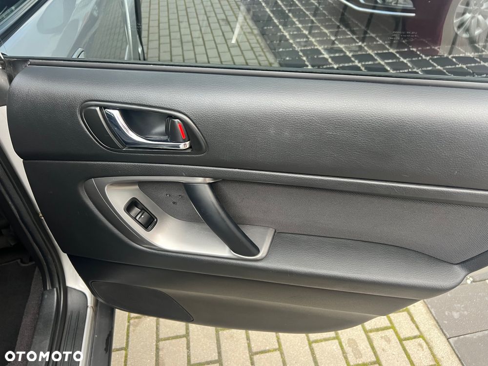 Subaru Outback Legacy 2.5i Comf AT - 10