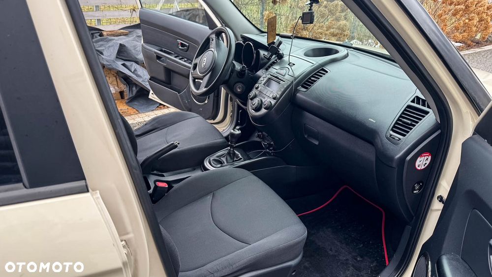 Kia Soul 1.6 CRDI M - 11