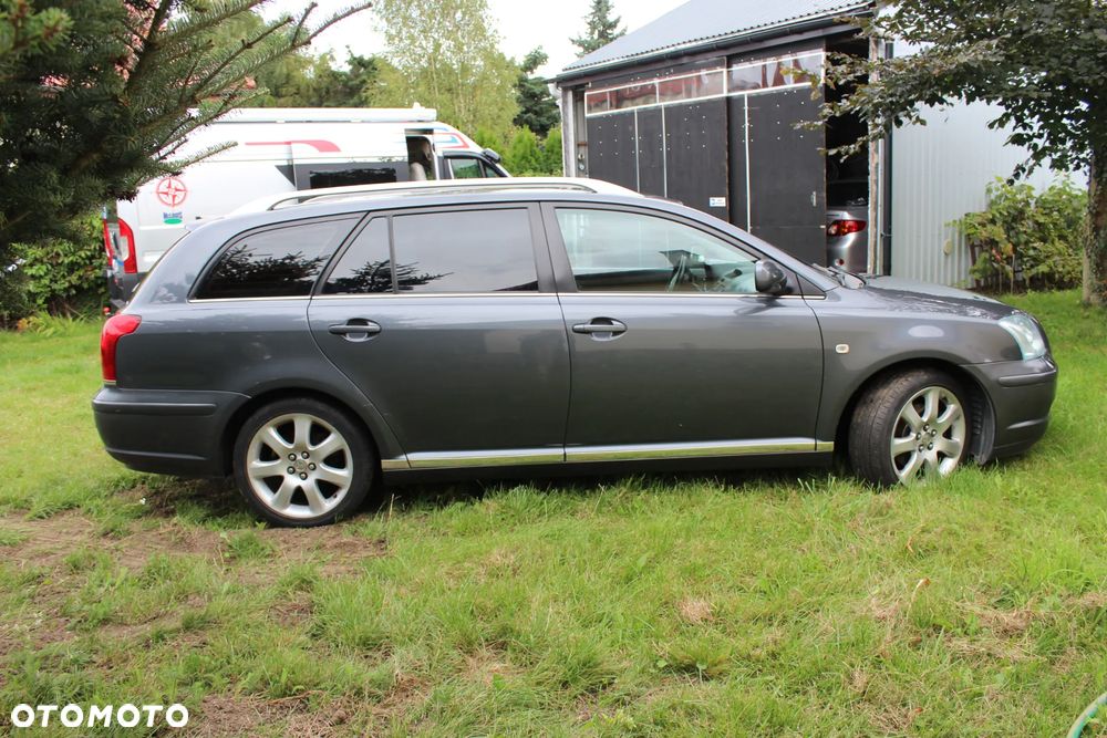 Toyota Avensis 2.0 VVT-i Prestige Premium - 6