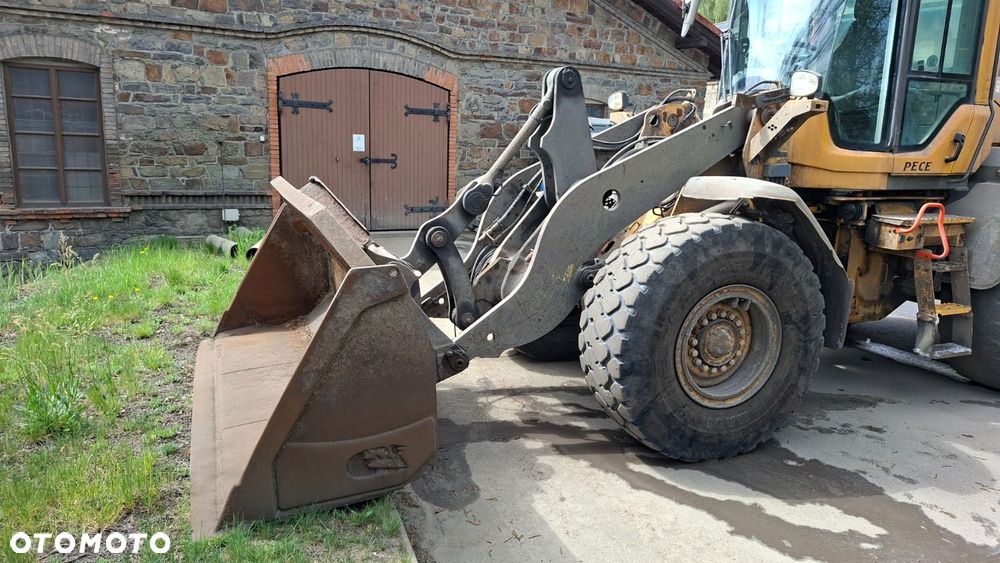 Volvo L 70 H 4X4 - 33