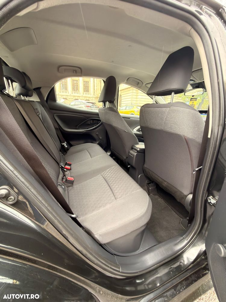 Toyota Yaris - 8