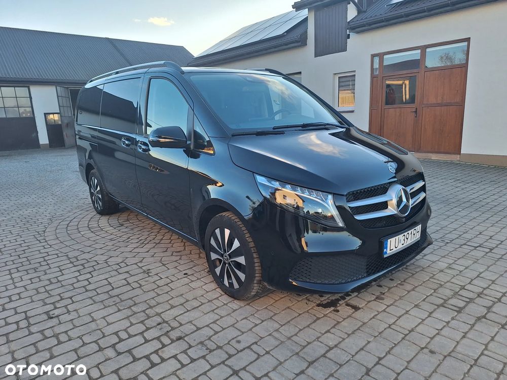 Mercedes-Benz Klasa V - 4