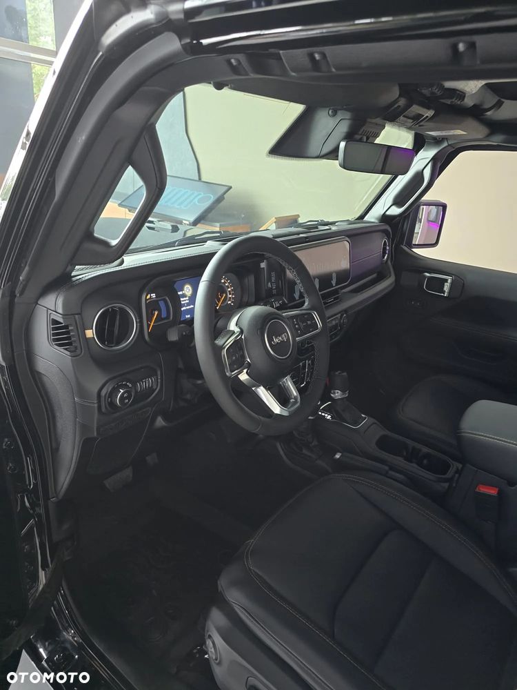 Jeep Wrangler Unlimited GME 2.0 Turbo Sahara - 4