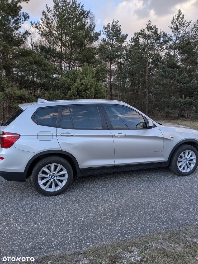 BMW X3 xDrive28i Sport-Aut xLine - 2