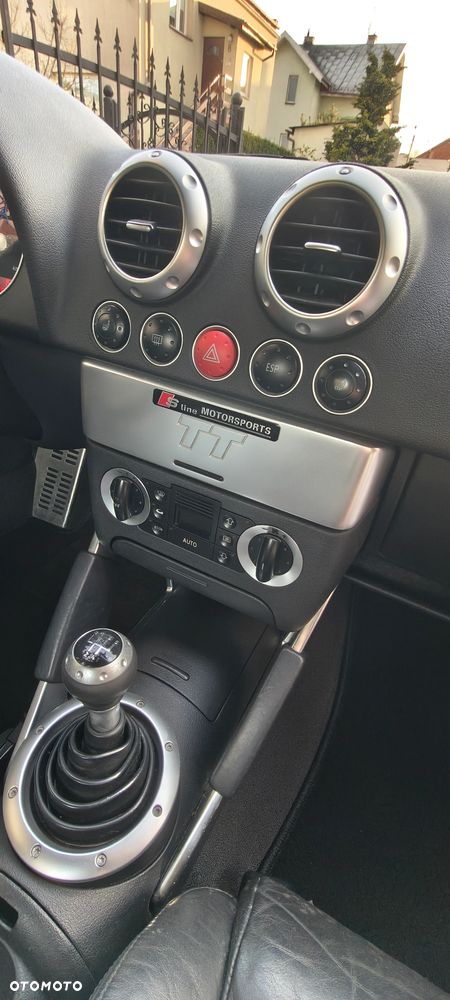 Audi TT Coupé 1.8 T - 11