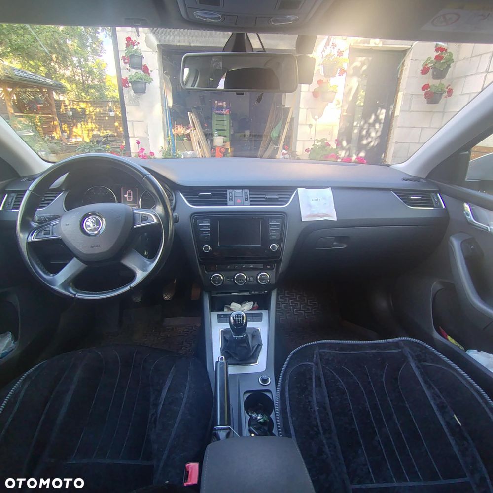 Skoda Octavia 1.4 TSI Edition - 9