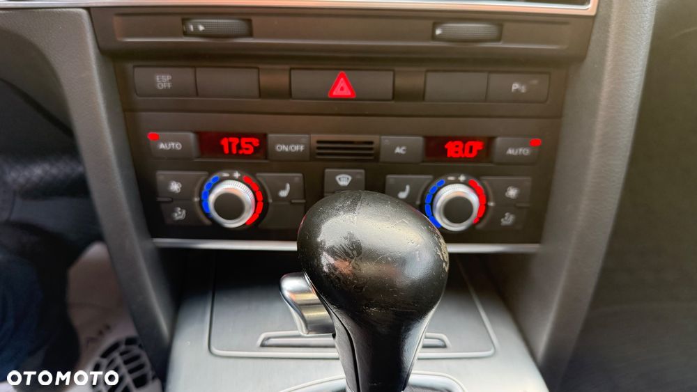 Audi A6 Avant - 16