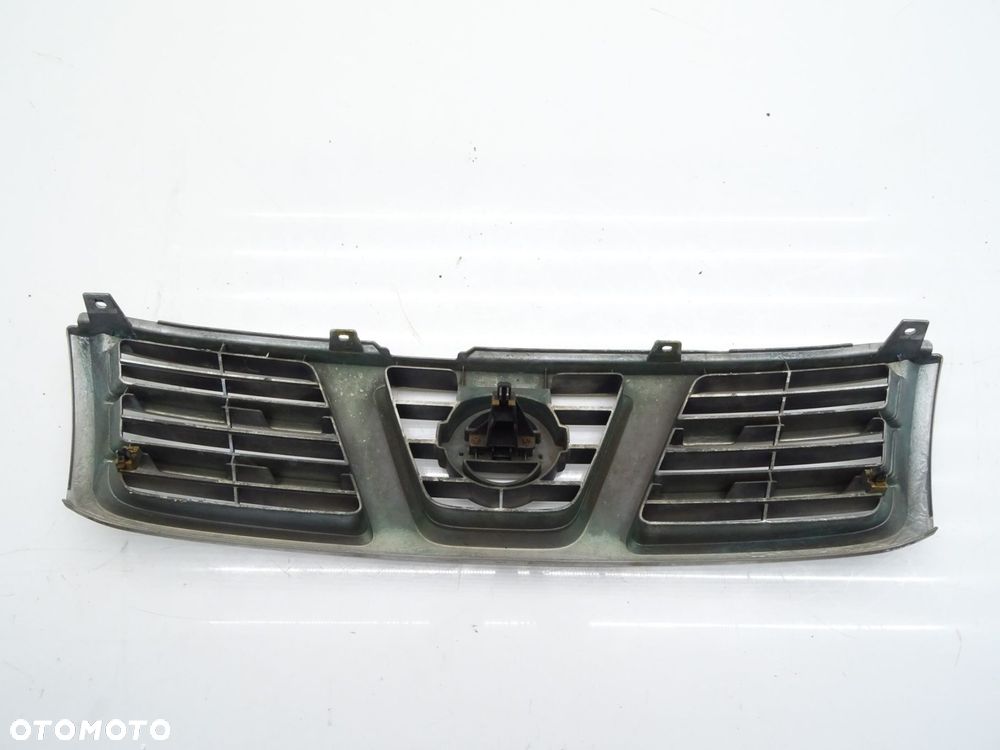 Atrapa grill przód przednia chrom nissan patrol gr y61 gu3 - 5