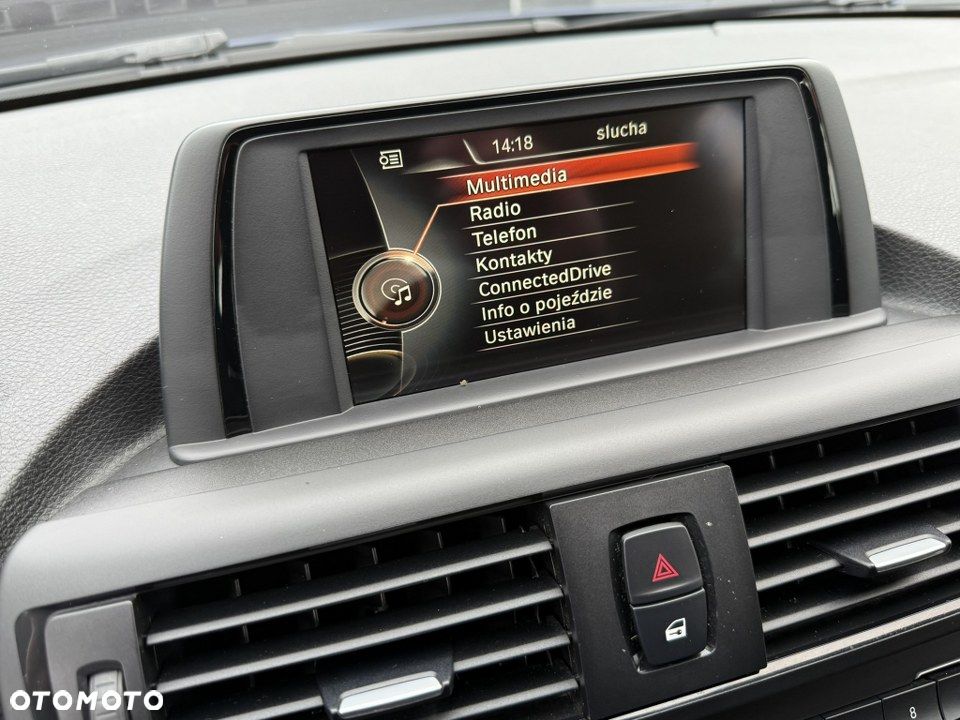 BMW Seria 1 116i Sport Line - 23