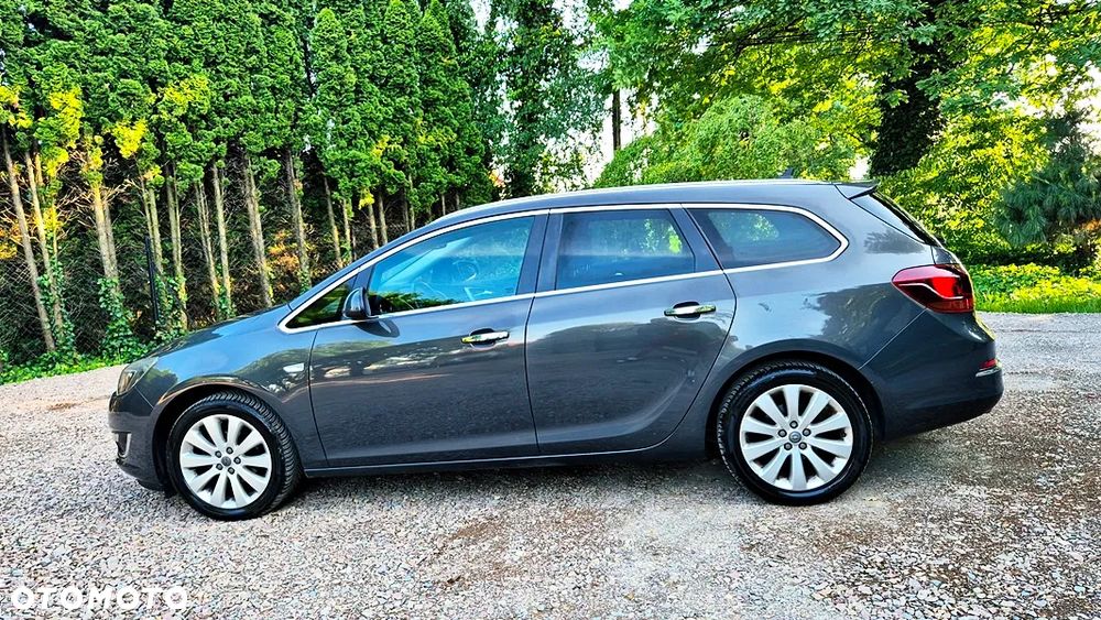 Opel Astra 1.4 Turbo Exklusiv - 22