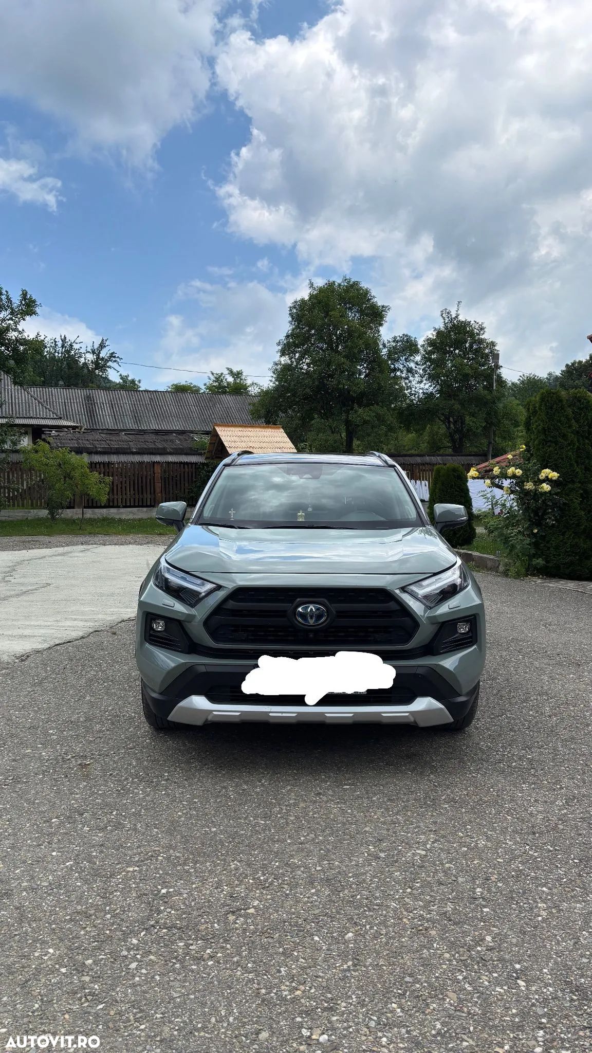 Toyota RAV4 - 1