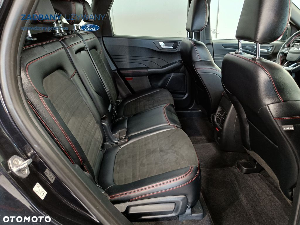 Ford Kuga - 33