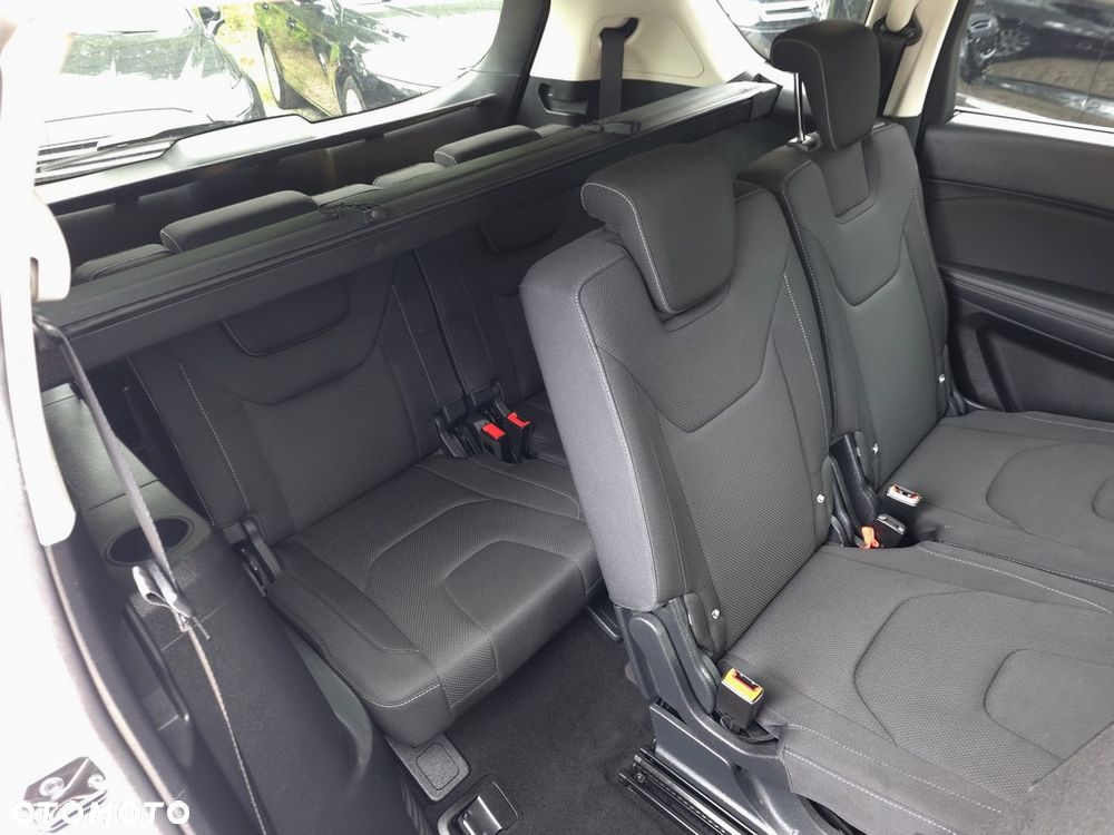 Ford S-Max 2.0 EcoBlue Titanium - 12