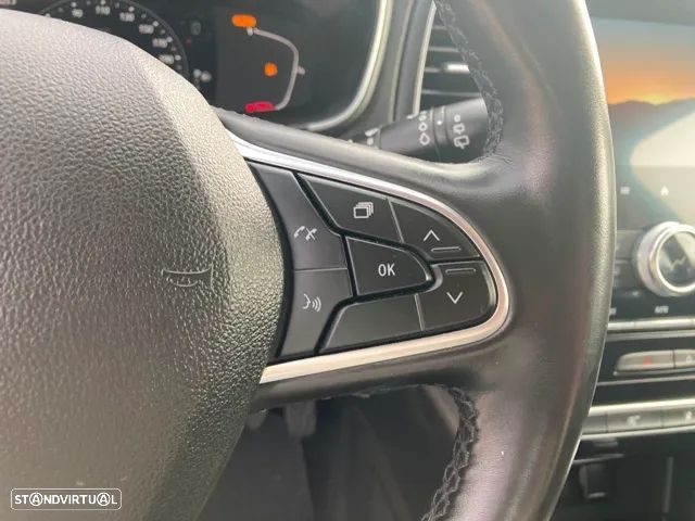 Renault Mégane 1.3 TCe Limited EDC - 16