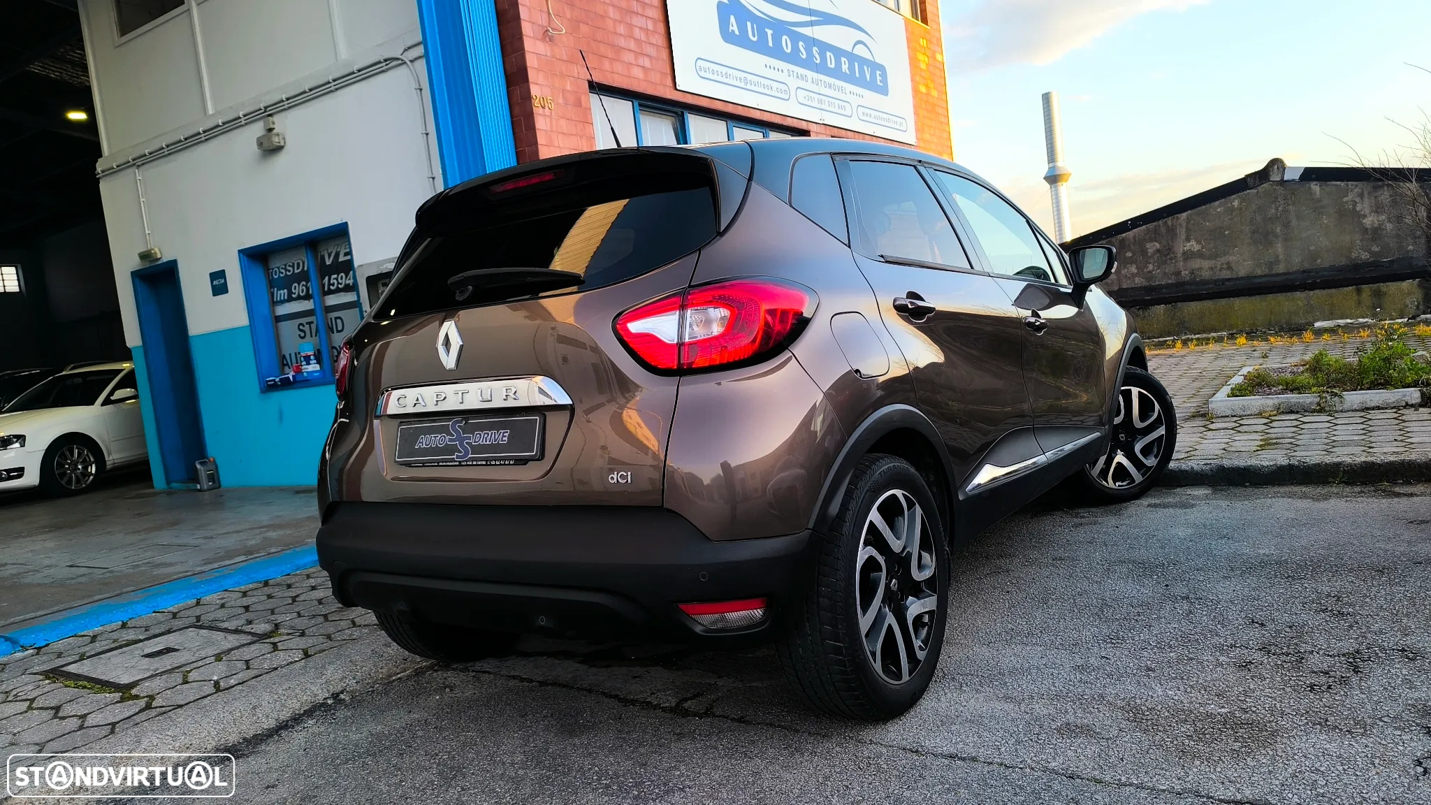 Renault Captur 1.5 dCi Exclusive - 11
