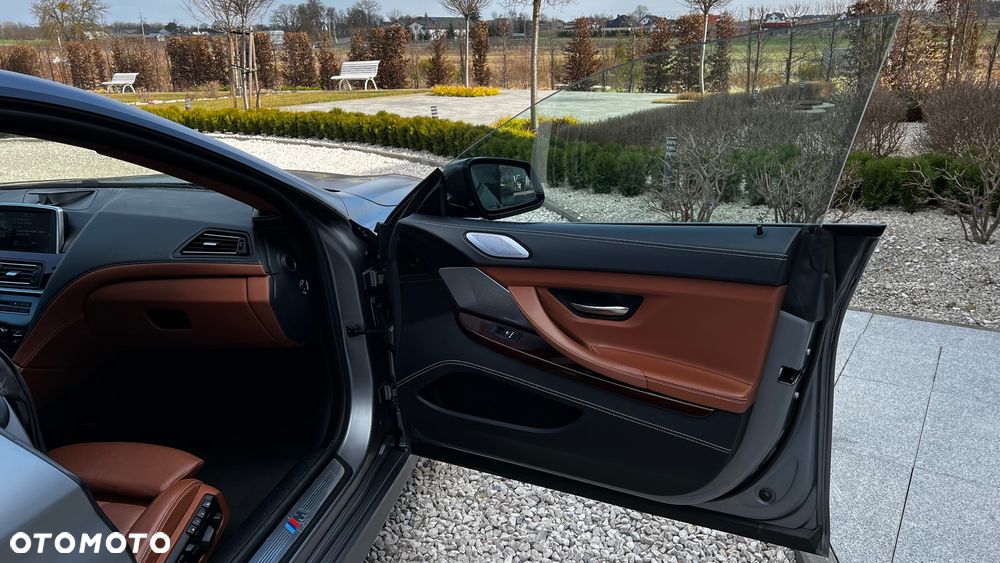 BMW Seria 6 650i - 11