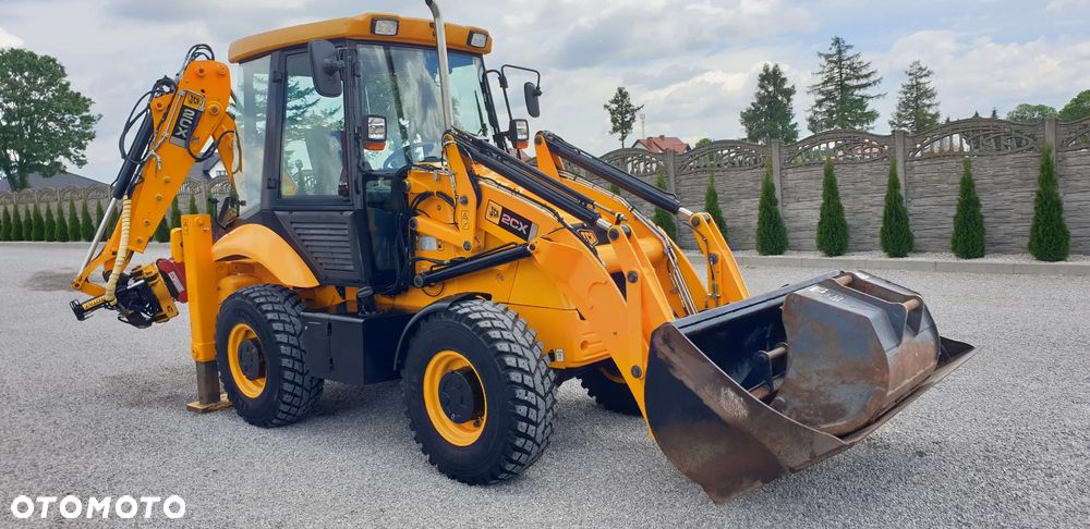 JCB 2CX tylko 2835mtg! z ROTOTILT / 3 łyżki /widły/centralne smarowanie/klimatyzacja / STAN IDEALNY !! - 3