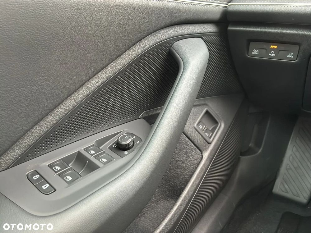 Volkswagen Passat - 19