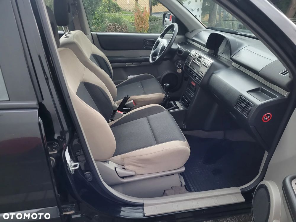 Nissan X-Trail 2.2 dCi Sport - 6
