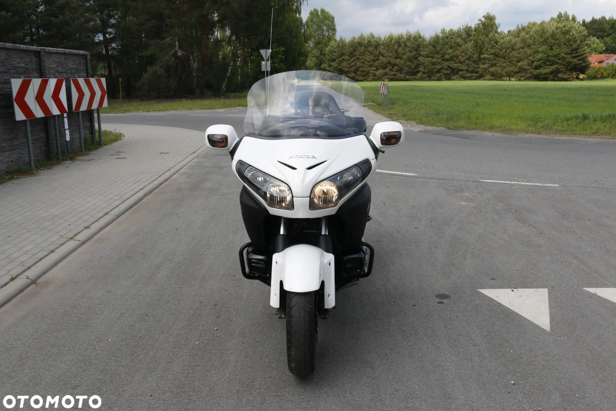 Honda GL - 5